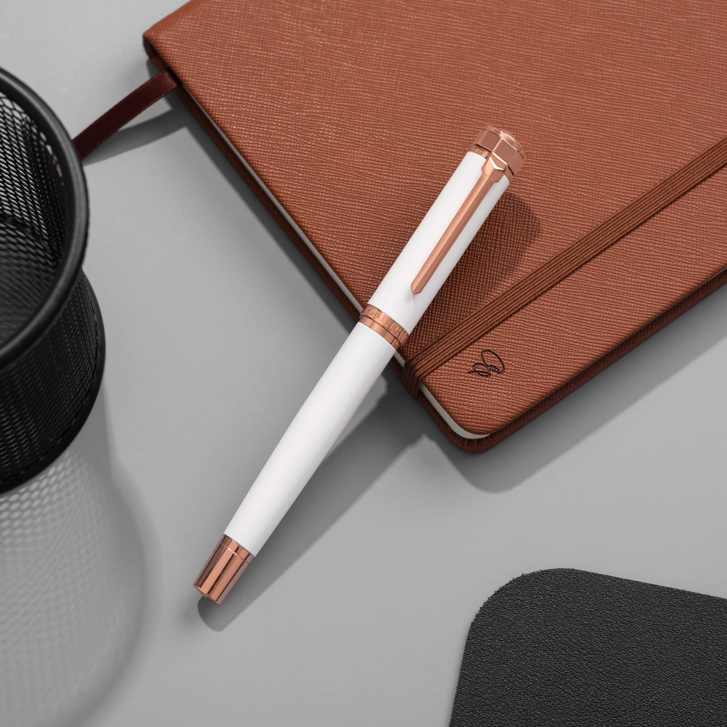 Alpine Rose Journal and Pen Gift Set fountain pen