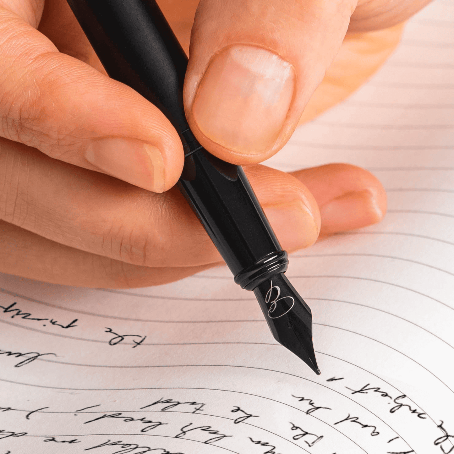 Replacement Nib with Ink Converter - All Black fountain pen
