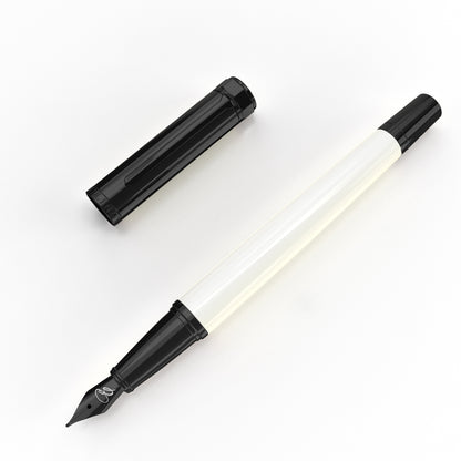 Ebony White Fountain Pen