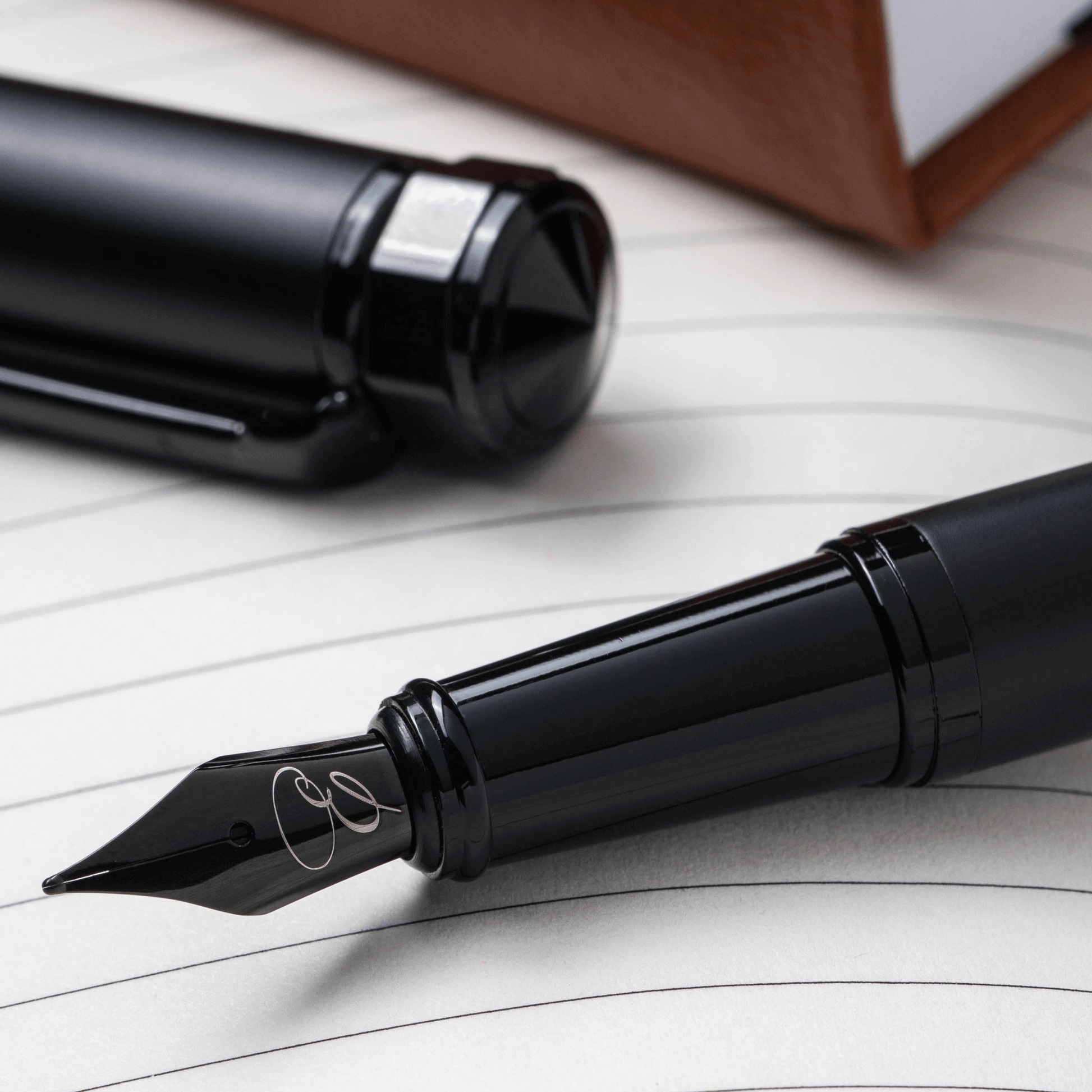 Replacement Nib with Ink Converter - All Black fountain pen